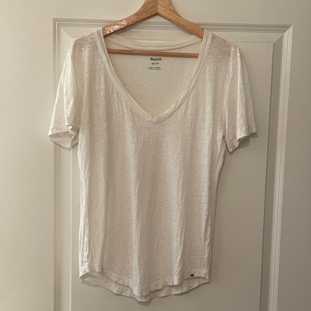 Roots Women's Cream Short Sleeve V-Neck Tee